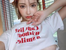 暗黑女王“明日花绮罗”再披战袍!艳红透视装“饱满G奶”放送,新写真辣翻粉丝!
