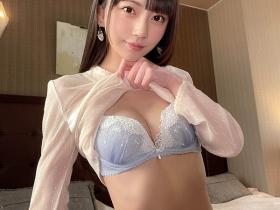 清纯假面!合法萝莉淫欲爆发  小只马身材顶不住猛烈冲撞…高潮到断片失神