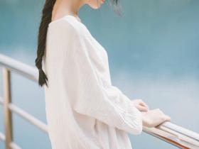 成语:夜以继日  拼音:yè yǐ jì rì