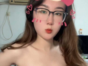 安徽中医学院李莉 看似清纯人畜无害 背地里却是反差御姐 最喜欢发自拍吸引网友 视频曝光