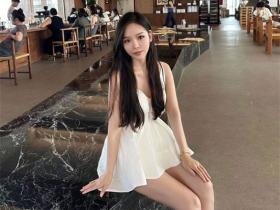 河南极品外围女骚气十足 酒店约会大战 衣服都还没脱完就迫不及待了!