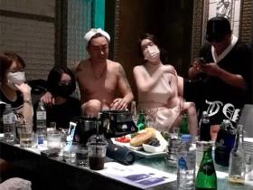 韩国暗黑KTV混乱聚会 富二代轮流玩弄坐台妹 现场直播