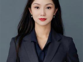 北京招商银行高管42岁人妻 因应债务危机被迫下海创业 大量不雅照流出