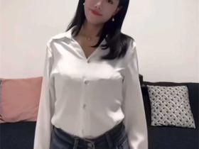 四川某大学播音系女大学生与男友私密视频流出 气质女神竟然沦为欲女