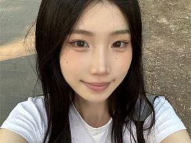 湖南极品反差学妹 被渣男曝光私密视频 情趣黑丝各体位花样层出不穷