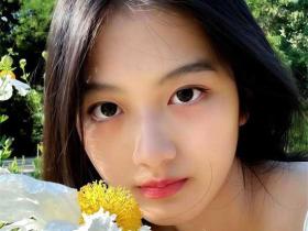 女大学生私拍泄密 酒店激战视频遭男友泄密 校园网都传疯了!