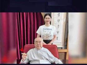 书法界泰斗范曾 网传被90后娇妻徐萌 伙同多名情夫骗走数十亿字画古董 黑历史陆续被扒 出轨视频曝光流出!