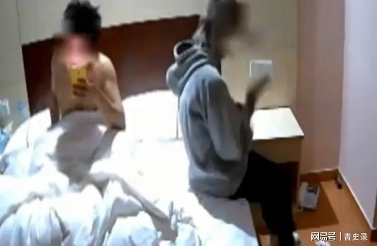 24岁小伙约45岁大妈开房,偷拍勒索十万-吃瓜网