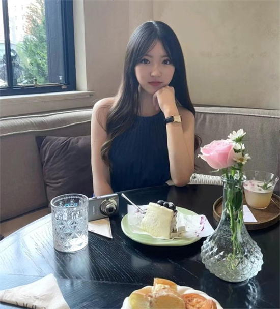 渣男冒充单身在群里撩妹处CP 原配在群里抓小三对峙 曝光聊天记录和不雅视频-吃瓜网