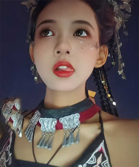 985师范大学艺术系女神 与男友私密视频流出 高冷尤物堪比榨汁机-吃瓜网