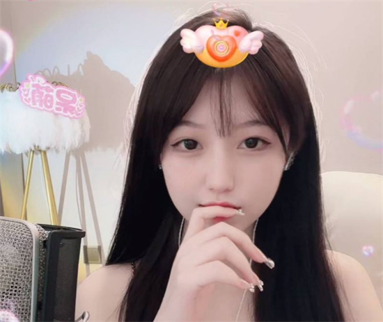 抖音280万粉丝网红不雅私拍全集流出 展示酮体抖胸发骚尽显魅惑之姿-吃瓜网