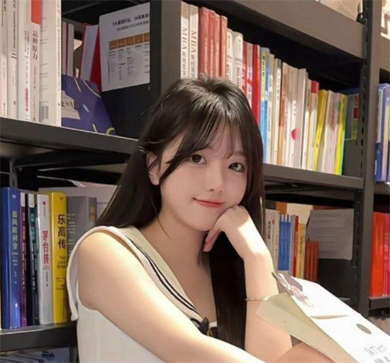 抖音280万粉丝网红不雅私拍全集流出 展示酮体抖胸发骚尽显魅惑之姿-吃瓜网