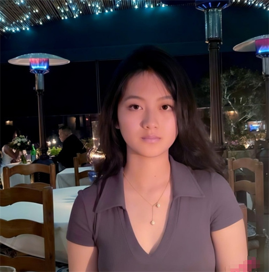 女大学生私拍泄密 酒店激战视频遭男友泄密 校园网都传疯了！-吃瓜网