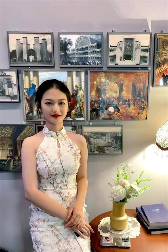 女大学生私拍泄密 酒店激战视频遭男友泄密 校园网都传疯了！-吃瓜网