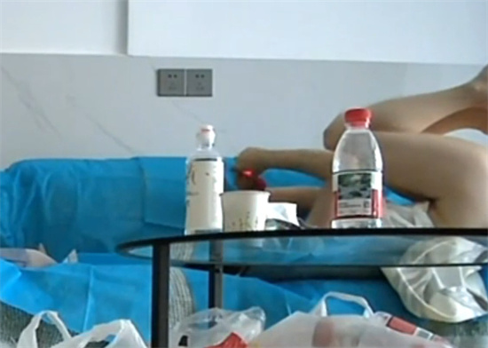 全网热瓜！湖南省人民医院副院长 祖雄兵与眼科主任曾琦 出轨现场视频曝光！-吃瓜网