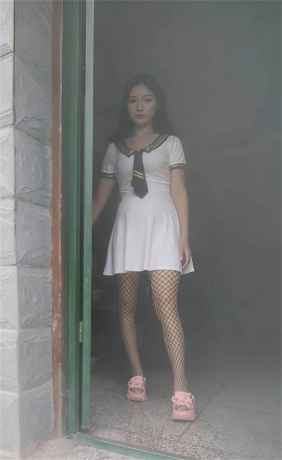 广西南宁琅西菜市站街女后续 火爆全网后竟排起长龙队 小姐姐接客忙到冒烟！-吃瓜网