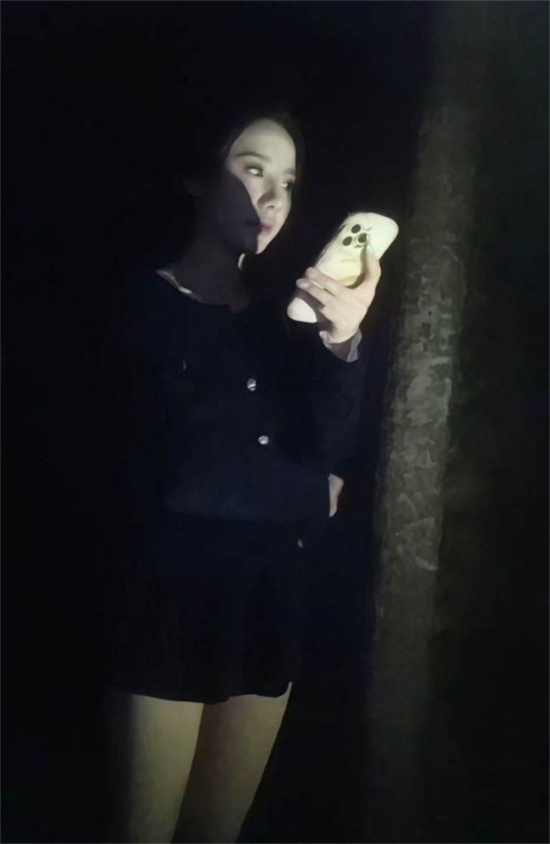 广西南宁琅西菜市站街女后续 火爆全网后竟排起长龙队 小姐姐接客忙到冒烟！-吃瓜网