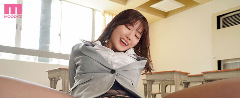 むっちり太ももデカ尻ビッ痴女教師 ドMチ○ポを見下し甘サド美脚で挟みシゴいて中出しFUCK！ 神宮寺ナオ 8