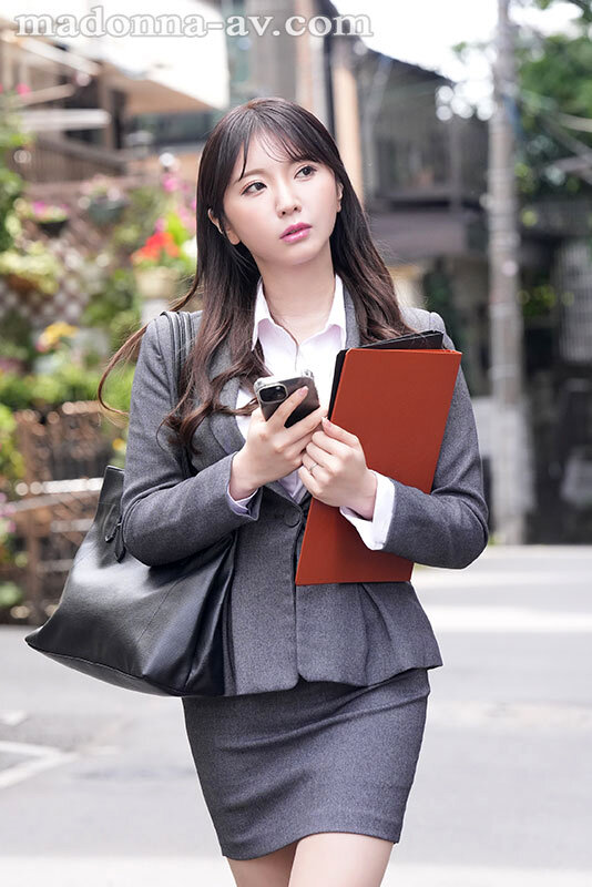 麗しきランジェリー、唾液と精液で汚れた酬いの人妻保険外交員 新妻ゆうか 1