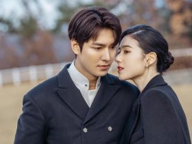 男女扒开双腿猛进入gif