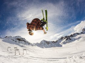 怪物强动漫人物视频,动漫里强大的怪物
