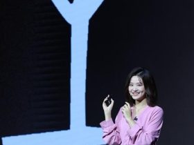 95后女孩把甲骨文“搬”上网