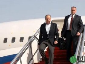 32国枪口对准中国，威逼中方切断俄命脉，96小时内拉夫罗夫到北京