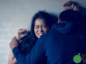 印度聋哑女子遭2少男轮奸!母报警反遭“少男家长砍死”