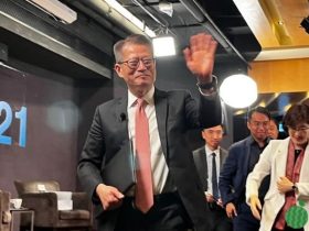 预算案|陈茂波与青年学生互动交流,强调法定机构需尽力维持收支平衡