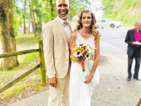 63岁女网红宣布怀孕？与26岁嫩男结婚3年，晒超声波相报喜