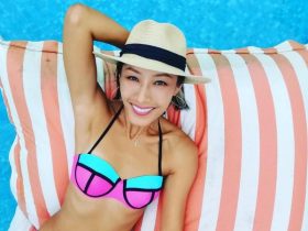 港名模蒋怡拍豪宅水浸情况,竟意外曝光儿子公然小便惹议