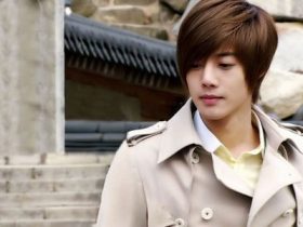 金贤重吃瓜黑料人是糊了，但他的颜值可从没糊过