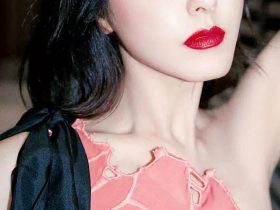 曾黎吃瓜黑料1976年出生湖北荆州市沙市区,她45岁没结婚,网友操碎了心