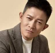 明星档案:杨志刚个人资料