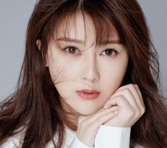 明星档案：甘薇个人资料