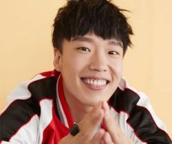 明星档案:李伟龙个人资料