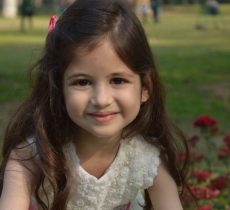 明星档案：哈尔莎莉·马尔霍特拉个人资料