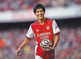 明星档案:富安健洋(2022卡塔尔世界杯日本队后卫队员)个人资料