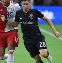 明星档案:莫拉(2022卡塔尔世界杯哥斯达黎加队后卫队员)个人资料