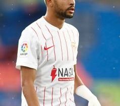 明星档案:恩内斯里(2022卡塔尔世界杯摩洛哥队前锋队员)个人资料