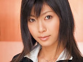 女优档案:涼果りん个人资料