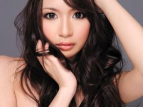 女优档案:梨々衣个人资料
