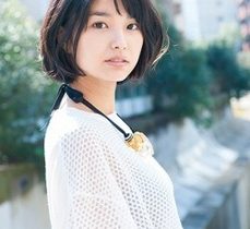 女模档案:三根梓(みね あずさ)