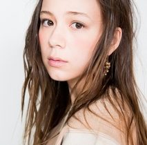 女模档案:英里子(えりこ)