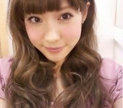 女模档案:彩イリス(あやいりす)