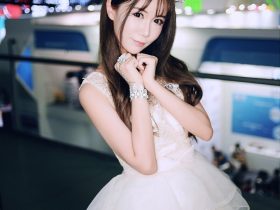 女模档案:凹宝宝是钱串子个人资料