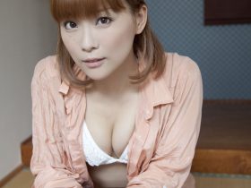 女模档案:重盛さと美(重盛里美 , Satomi Shigemori)