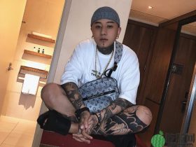 网红老方丈服软,向辛巴道歉做检讨