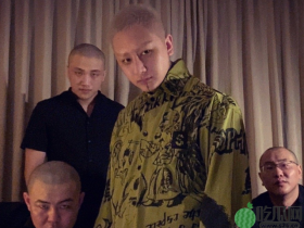 老方丈办活动,王小源、刘一手充嘉宾,天佑…