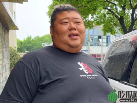 胖猴仔做俯卧撑被拆穿气得跺脚，教练恨铁不成